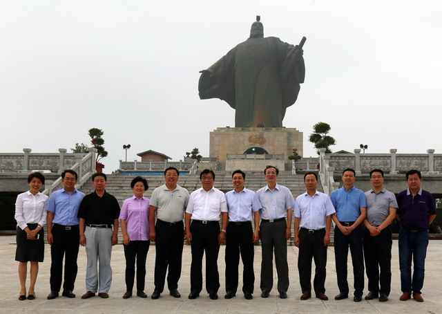 IMG_2081_缩小大小.jpg
