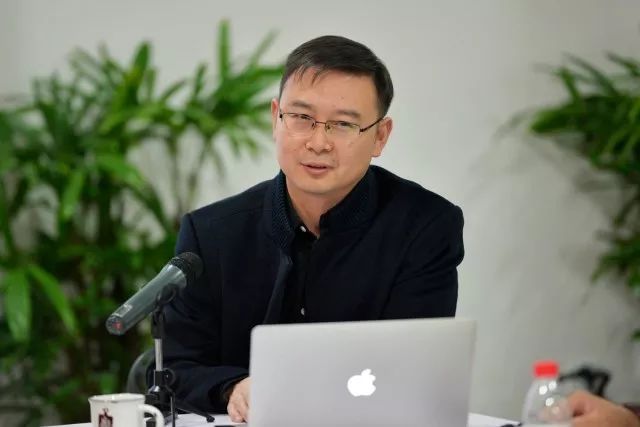 杨雪锋.jpg