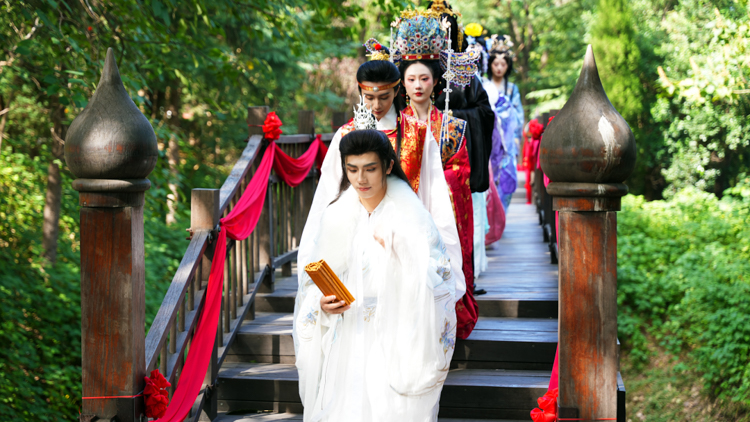 1758597718772602.jpg 9-10.jpg