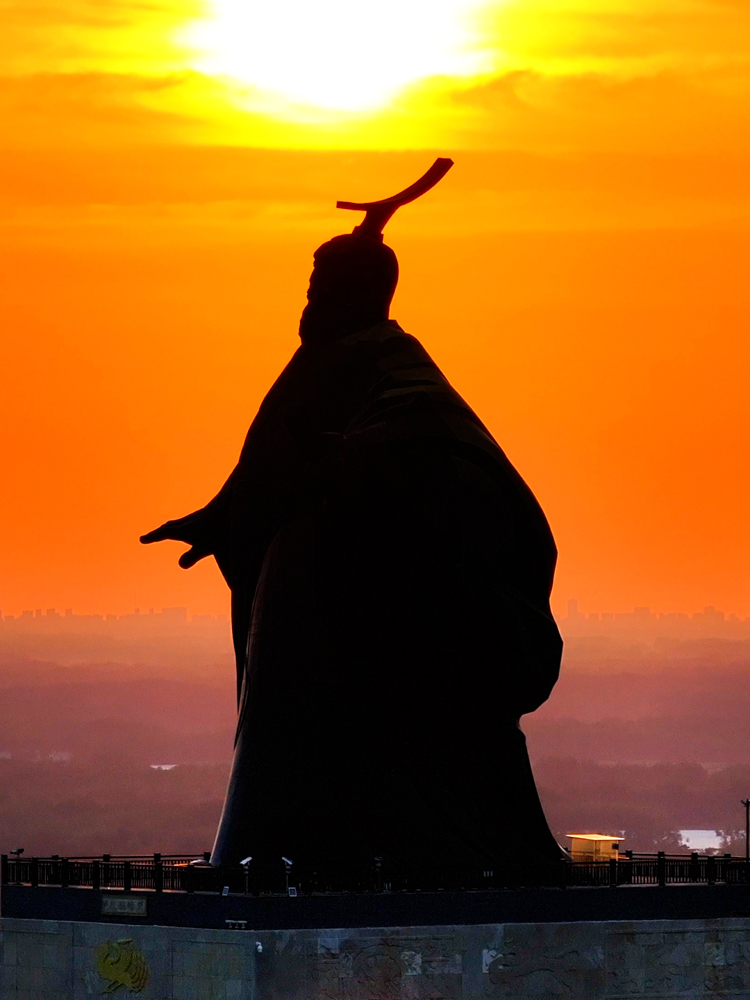 1759974051563030.jpg 4.jpg